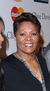 LOS ANGELES - FEB 12: Dionne Warwick arrives at the 2011 Pre-GR