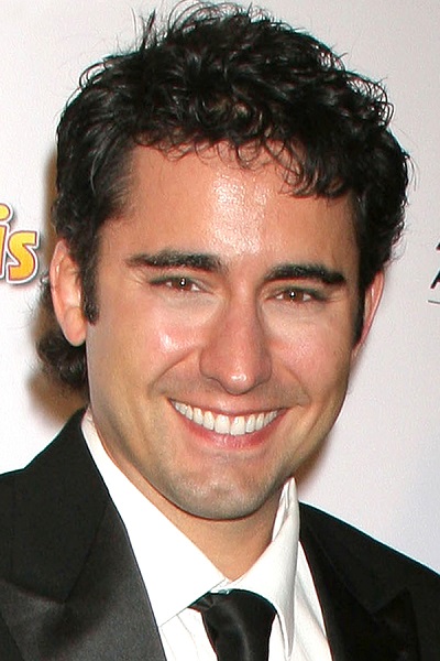 John Lloyd Young at the "Oy Vey! My Son is Gay" Los Angeles Pre