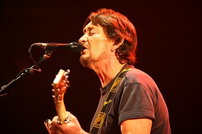 Chris Rea in Concert at Birmingham Symphony Hall on March 9, 2010
