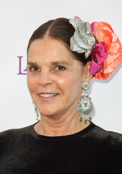 Ali MacGraw - Ethnicity of Celebs What Nationality Ancestry Race.