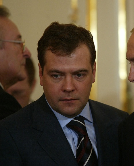 Биография родителей медведева. Медведев 1990. Рой Медведев. Медведев Национальность.