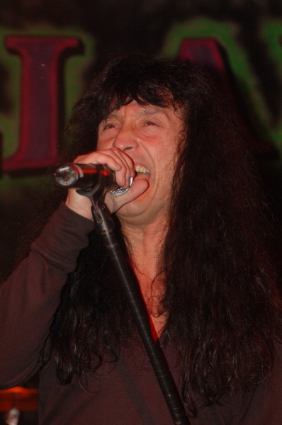 Joey Belladonna plays solo at the Pearl Room