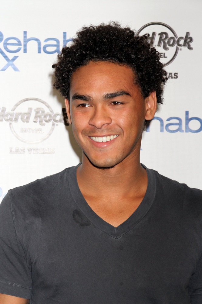 Pictures of trey smith